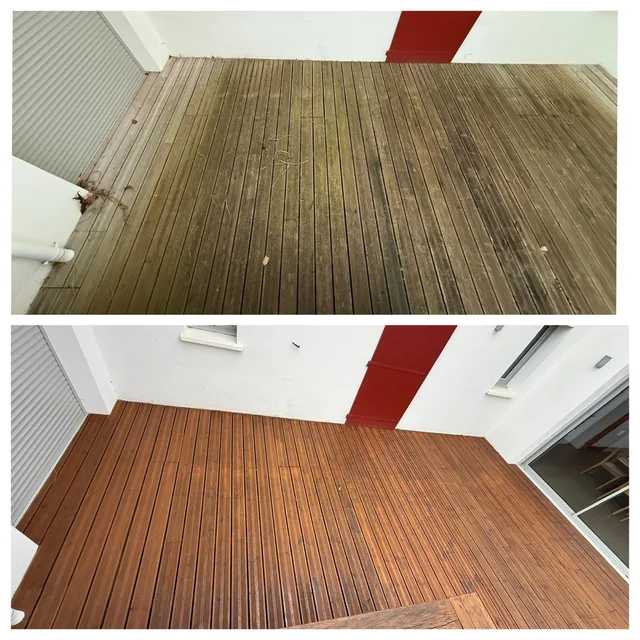 Avant-après d'un dégrisement de lames de bois sur une maison blanche aux menuiseries rouges